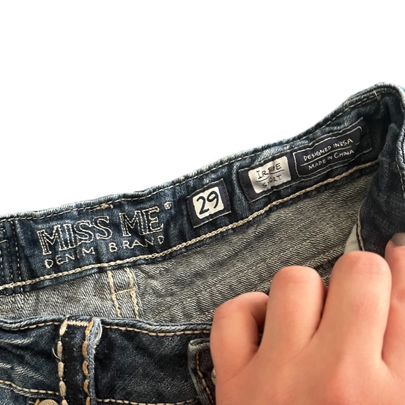 Miss Me Irene Jean Shorts - Picture 3 of 7